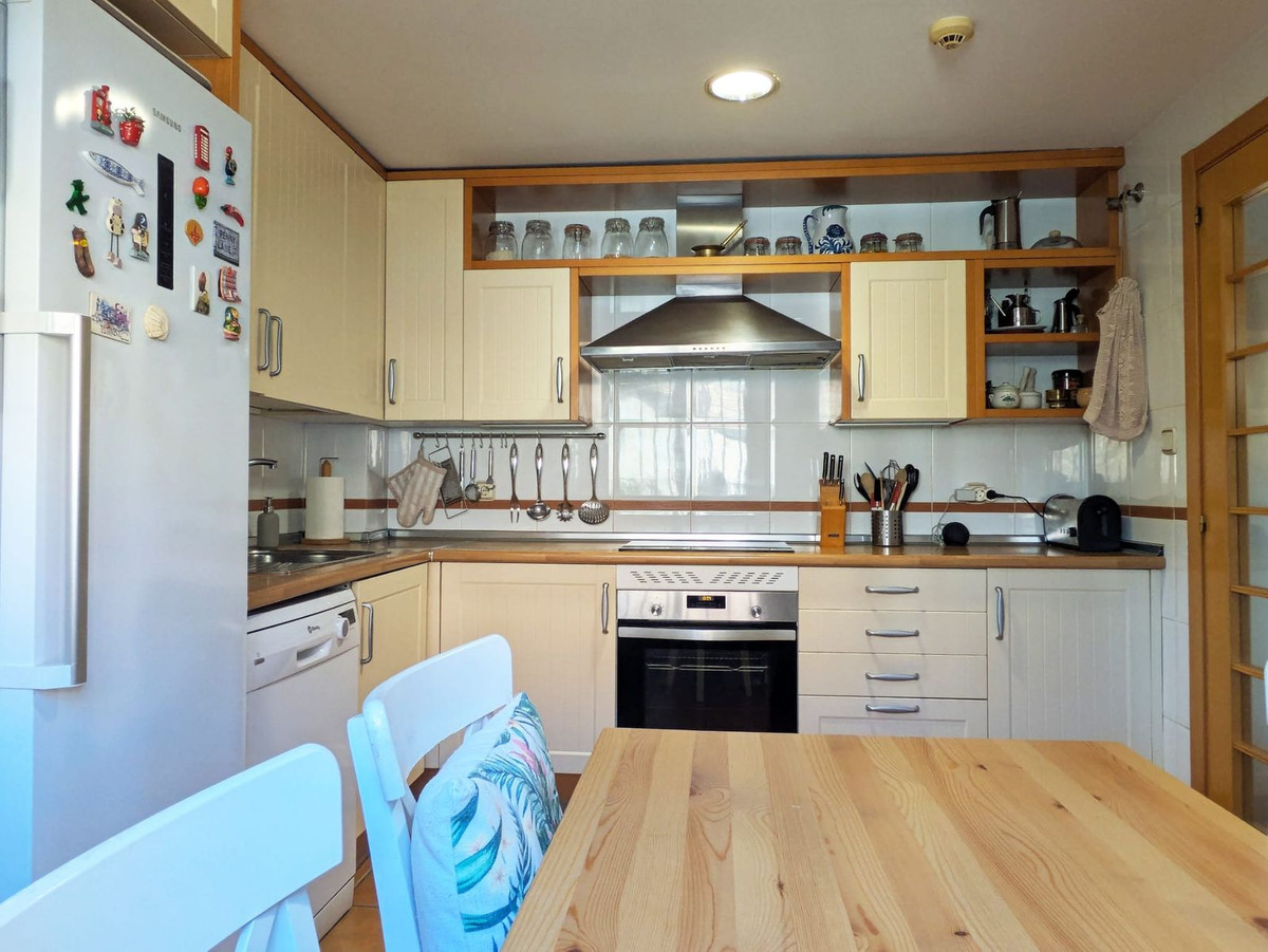 4 Bed Townhouse for sale in Rincón De La Victoria Costa Del Sol East, Málaga, Spain