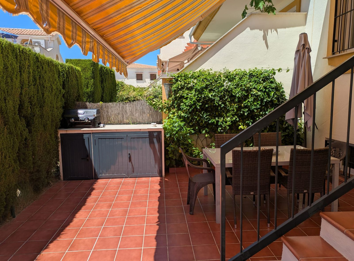 4 Bed Townhouse for sale in Rincón De La Victoria Costa Del Sol East, Málaga, Spain