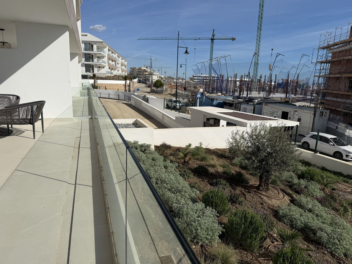 2 Bed Apartment for sale in Fuengirola Costa Del Sol, Málaga, Spain