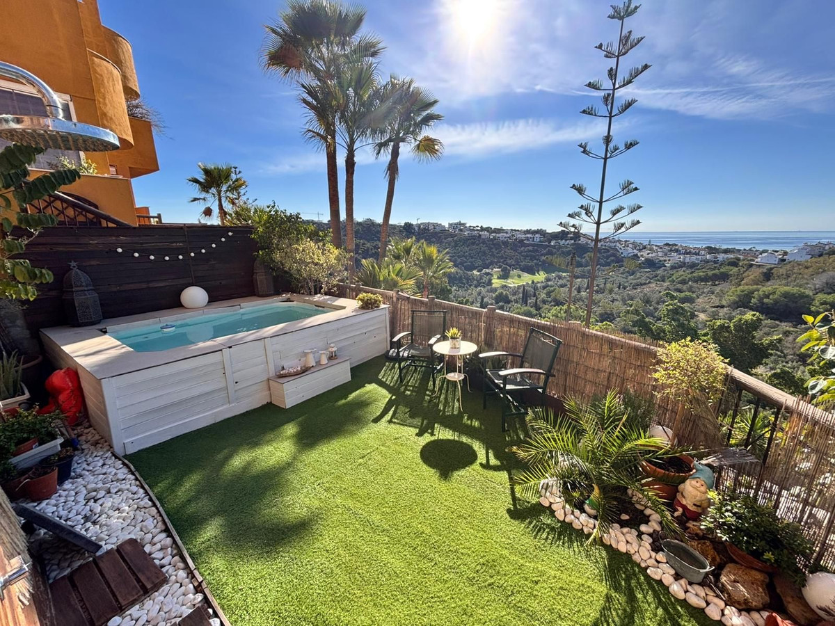 2 Bed Apartment for sale in Reserva De Marbella Costa Del Sol, Málaga, Spain