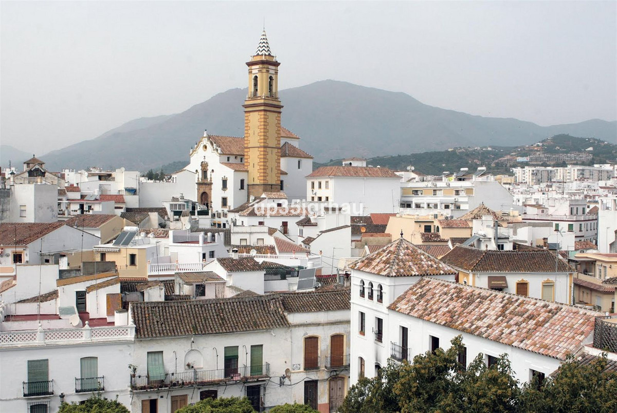 Se vende Apartamento Planta Media de 2 dormitorios en Costa Del Sol, Málaga, España