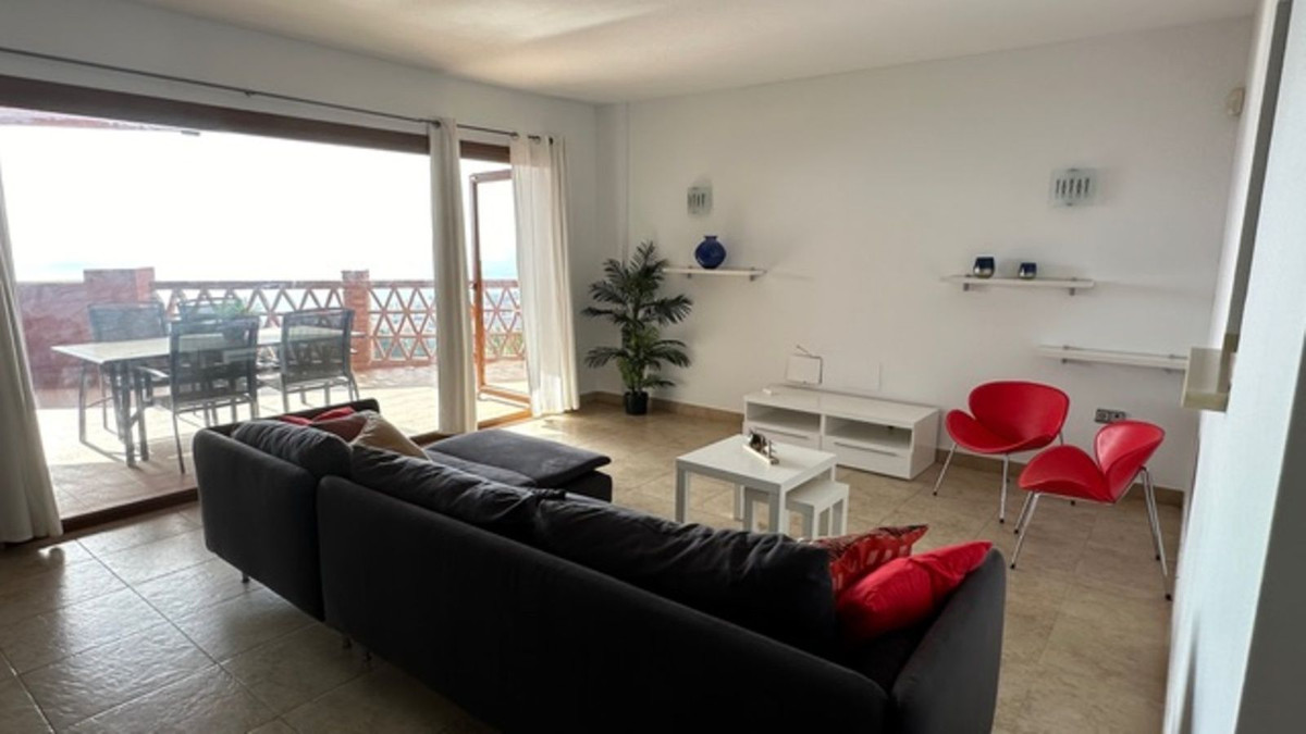 3 Bed Apartment for sale in Fuengirola Costa Del Sol, Málaga, Spain