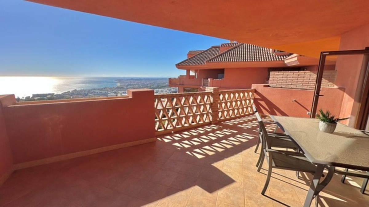 3 Bed Apartment for sale in Fuengirola Costa Del Sol, Málaga, Spain