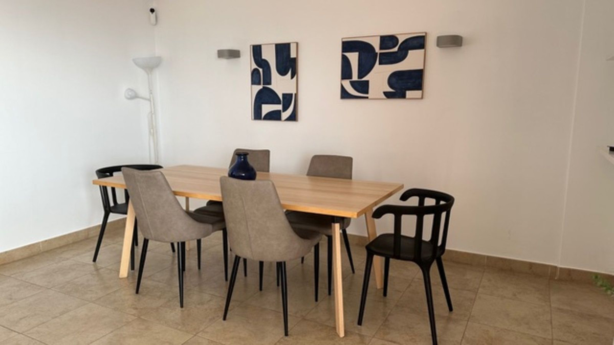 3 Bed Apartment for sale in Fuengirola Costa Del Sol, Málaga, Spain