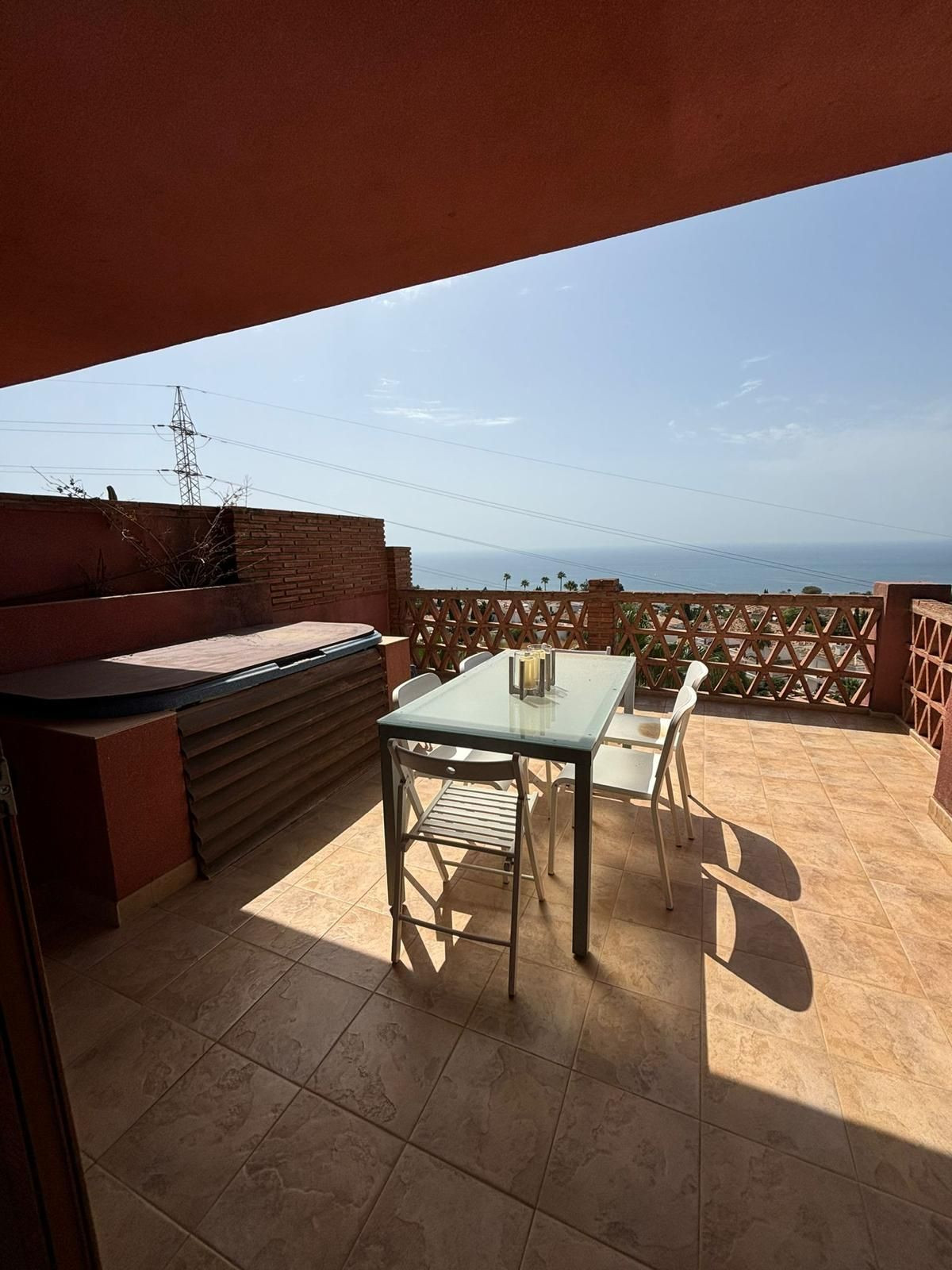 3 Bed Apartment for sale in Fuengirola Costa Del Sol, Málaga, Spain