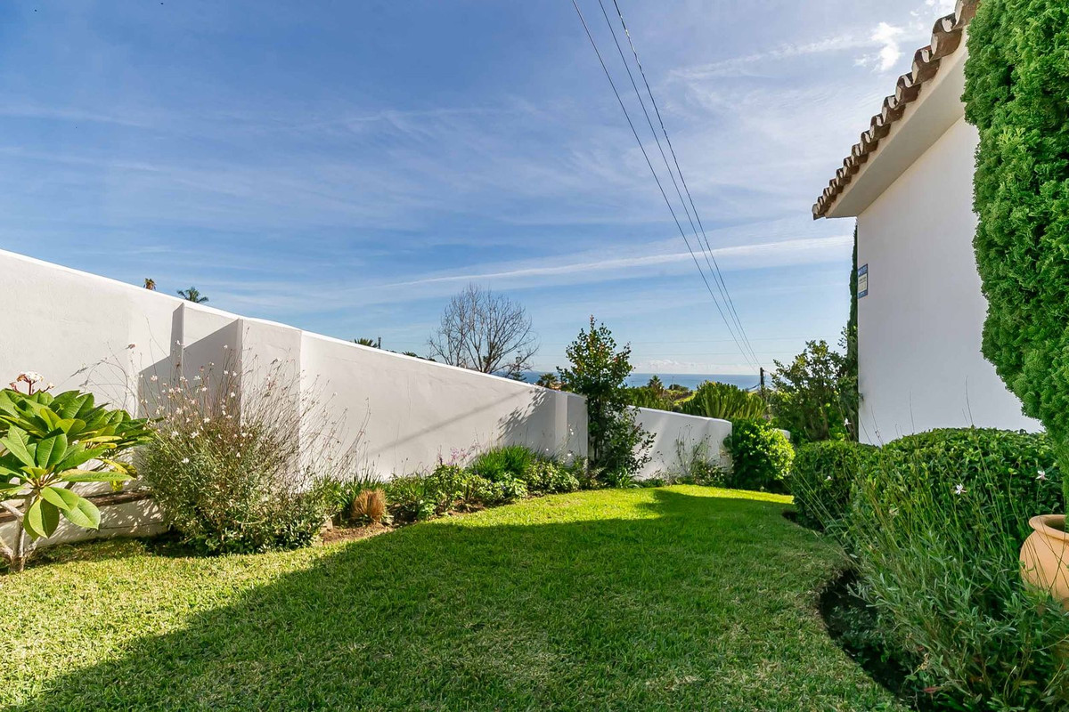 4 Bed Townhouse for sale in Benalmadena Costa Del Sol, Málaga, Spain