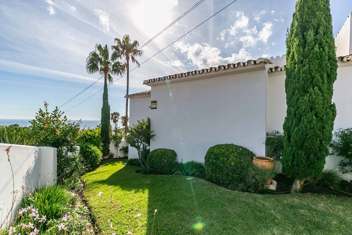 4 Bed Townhouse for sale in Benalmadena Costa Del Sol, Málaga, Spain