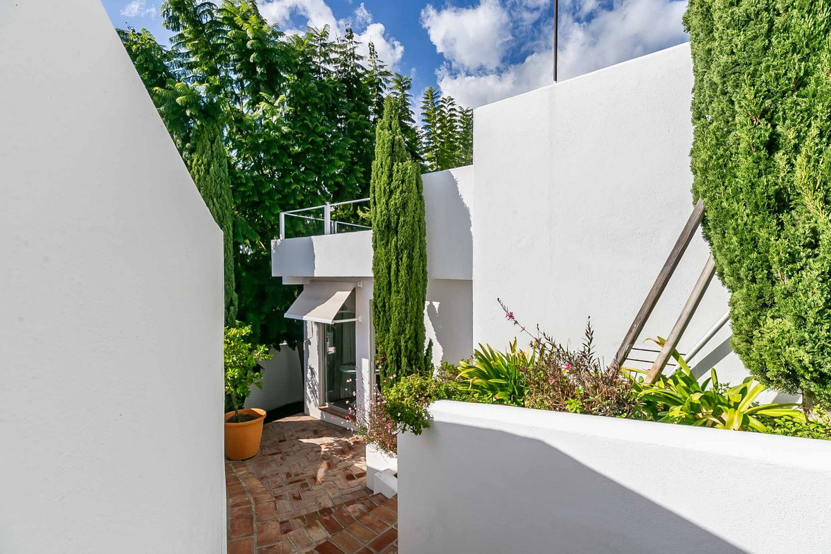 4 Bed Townhouse for sale in Benalmadena Costa Del Sol, Málaga, Spain