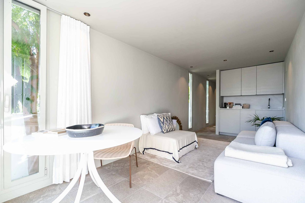 4 Bed Townhouse for sale in Benalmadena Costa Del Sol, Málaga, Spain