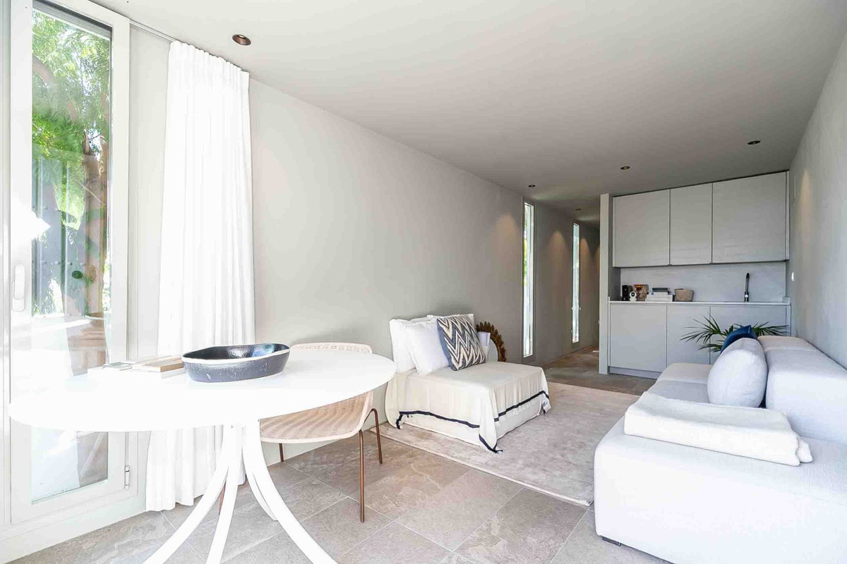 4 Bed Townhouse for sale in Benalmadena Costa Del Sol, Málaga, Spain