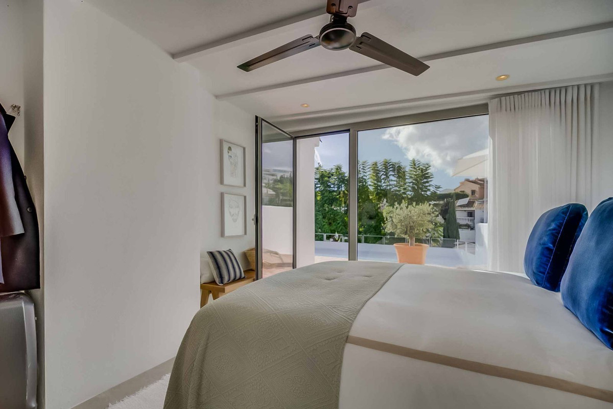 4 Bed Townhouse for sale in Benalmadena Costa Del Sol, Málaga, Spain