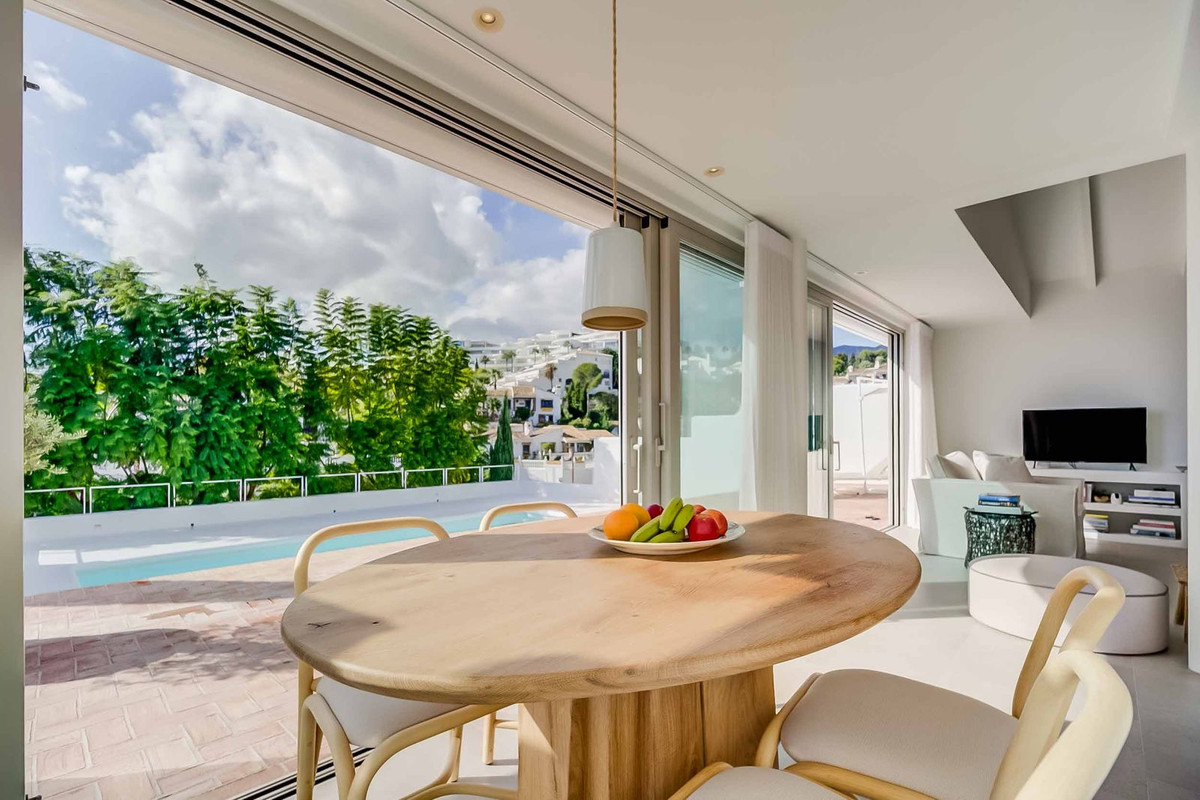 4 Bed Townhouse for sale in Benalmadena Costa Del Sol, Málaga, Spain