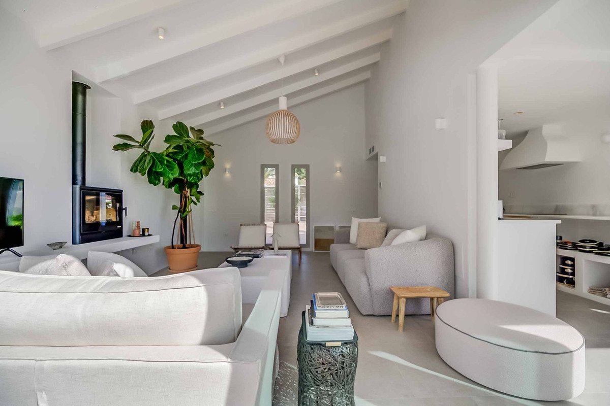 4 Bed Townhouse for sale in Benalmadena Costa Del Sol, Málaga, Spain