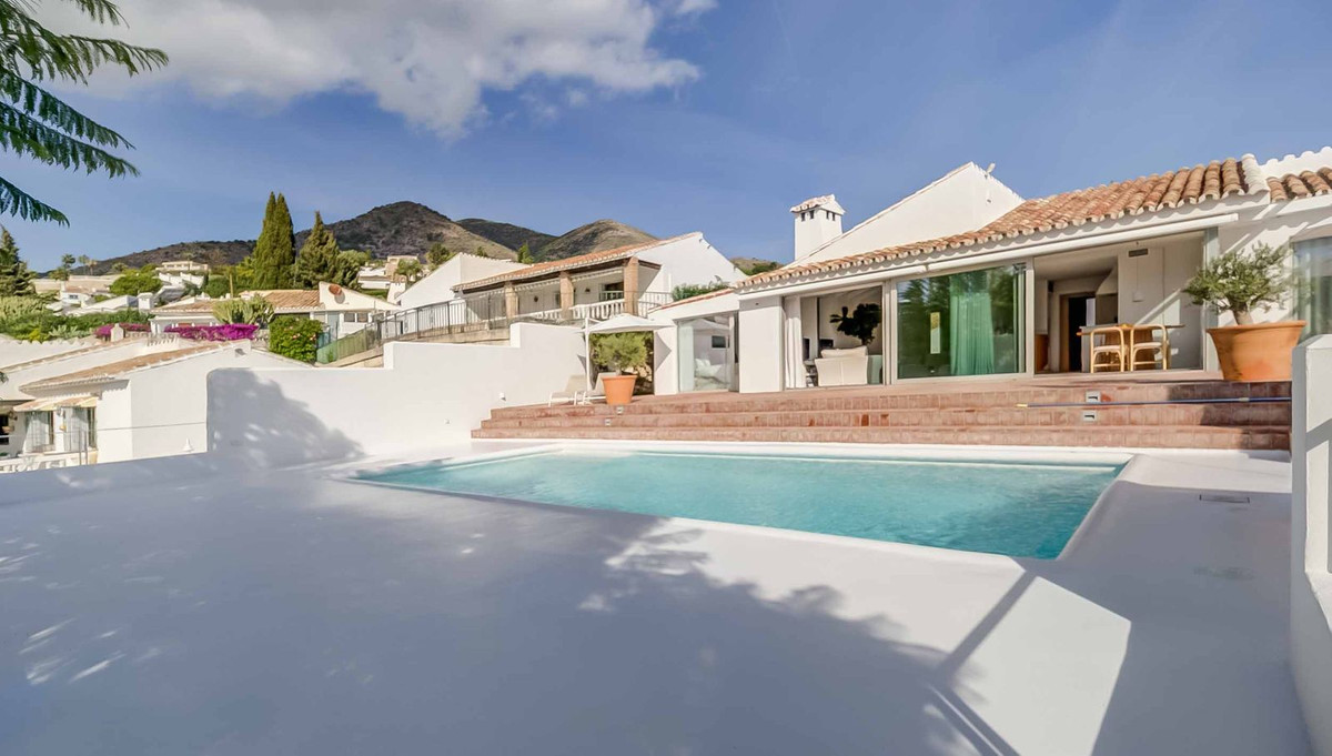 4 Bed Townhouse for sale in Benalmadena Costa Del Sol, Málaga, Spain