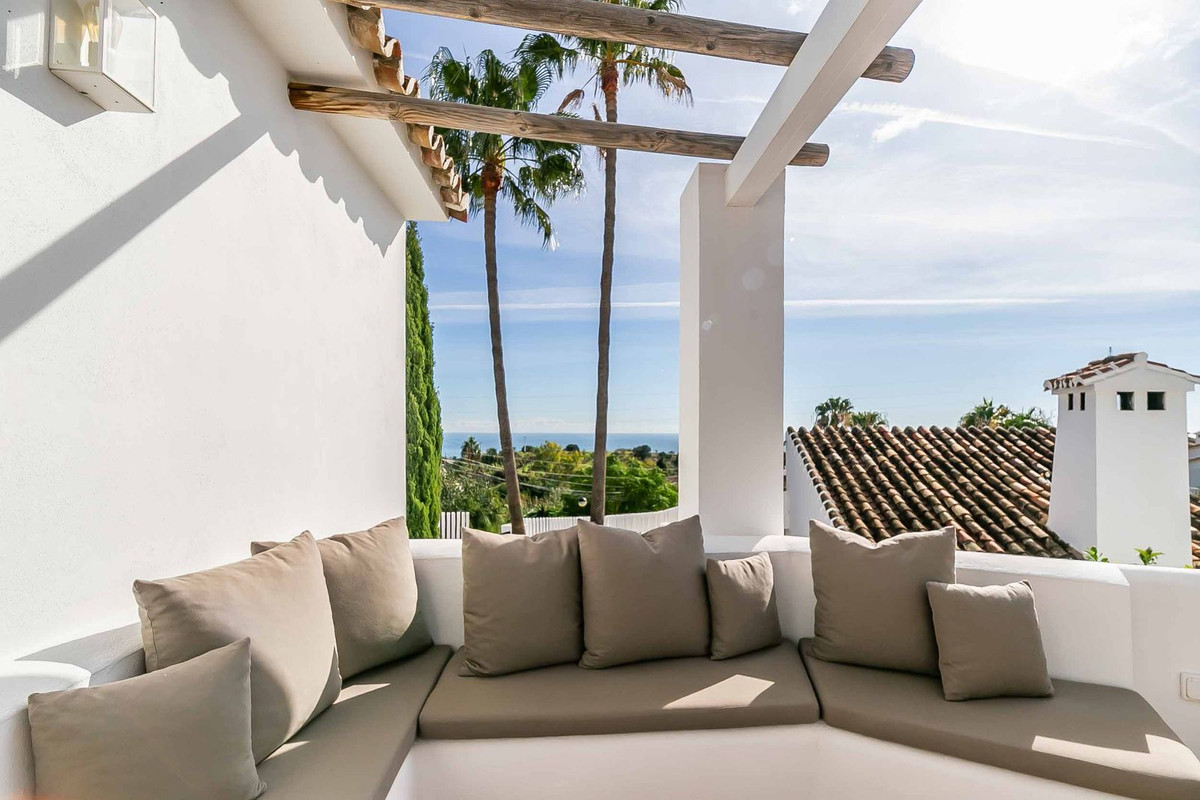 4 Bed Townhouse for sale in Benalmadena Costa Del Sol, Málaga, Spain