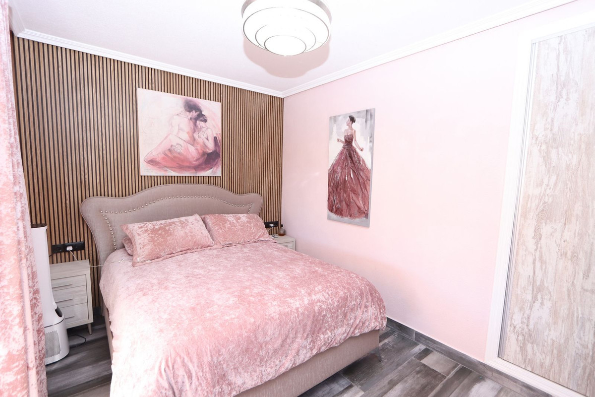 Se vende Villa - Chalet de 3 dormitorios en Costa Blanca, Alicante, España