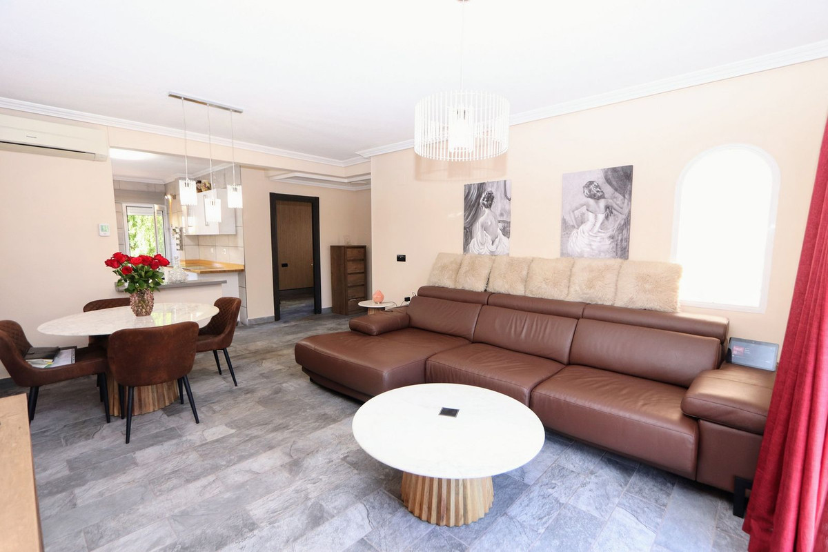 Se vende Villa - Chalet de 3 dormitorios en Costa Blanca, Alicante, España