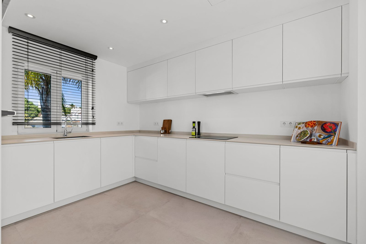 4 Bed Townhouse for sale in Casares Playa Costa Del Sol, Málaga, Spain