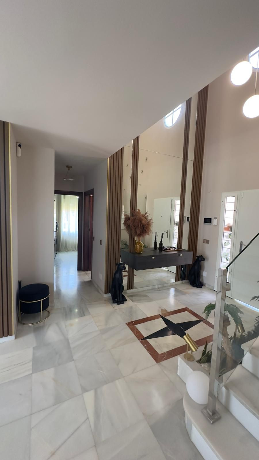 Se vende Villa - Chalet de 7 dormitorios en Costa Del Sol, Málaga, España