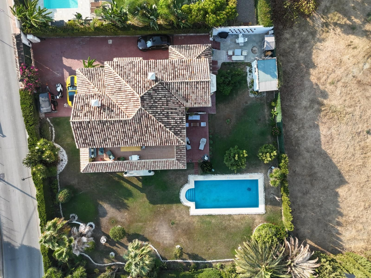 Se vende Villa - Chalet de 7 dormitorios en Costa Del Sol, Málaga, España