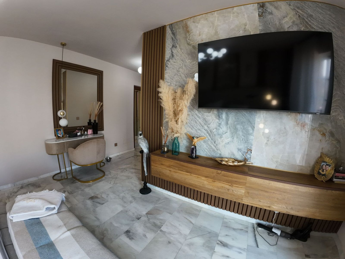 Se vende Villa - Chalet de 7 dormitorios en Costa Del Sol, Málaga, España