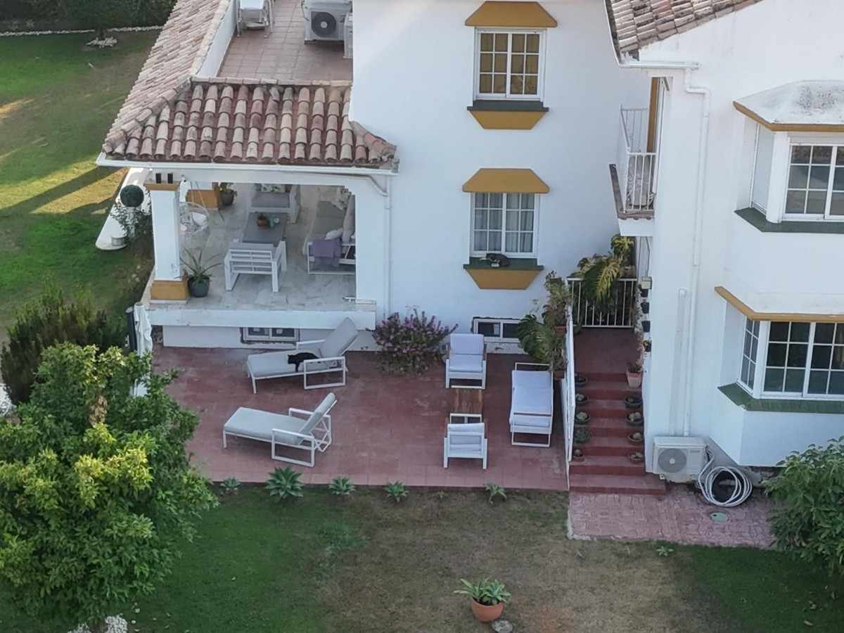 Se vende Villa - Chalet de 7 dormitorios en Costa Del Sol, Málaga, España