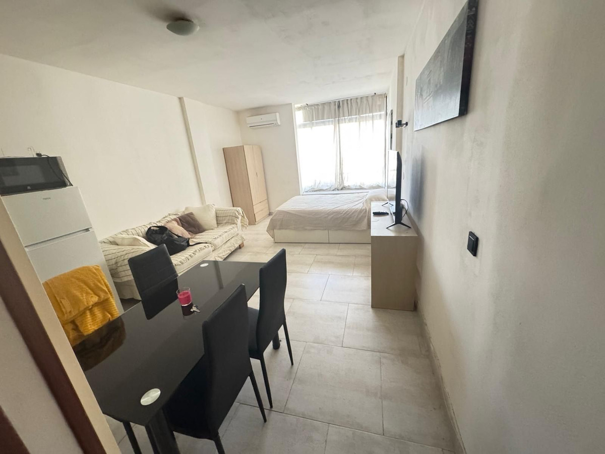Se vende Estudio Planta Media  en Costa Del Sol, Málaga, España