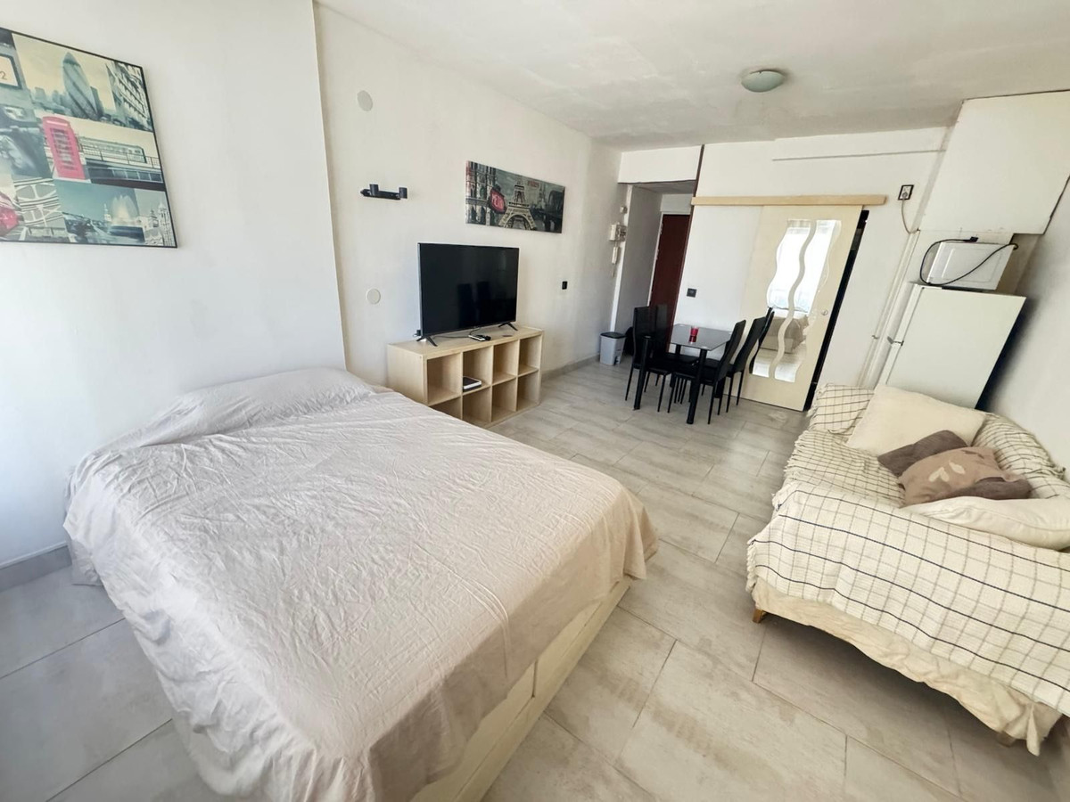 Se vende Estudio Planta Media  en Costa Del Sol, Málaga, España