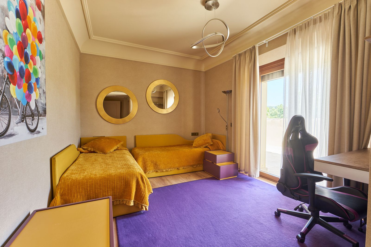 Se vende Ático de 4 dormitorios en Costa Del Sol, Cadiz, España