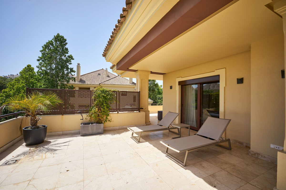 Se vende Ático de 4 dormitorios en Costa Del Sol, Cadiz, España