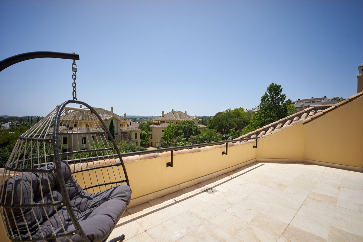 Se vende Ático de 4 dormitorios en Costa Del Sol, Cadiz, España