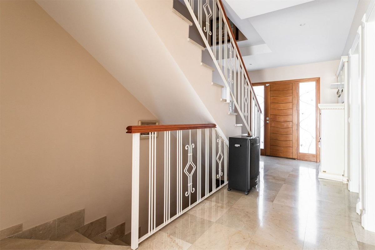 4 Bed Townhouse for sale in Benalmadena Costa Del Sol, Málaga, Spain