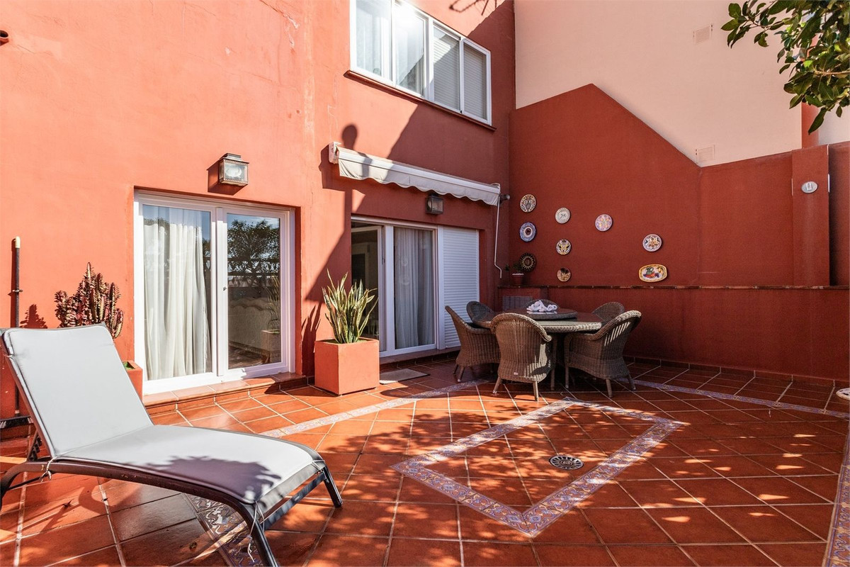 4 Bed Townhouse for sale in Benalmadena Costa Del Sol, Málaga, Spain