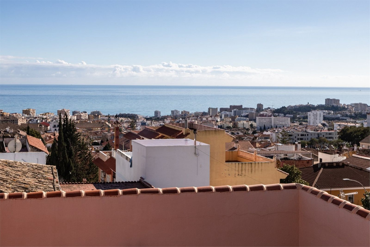 4 Bed Townhouse for sale in Benalmadena Costa Del Sol, Málaga, Spain
