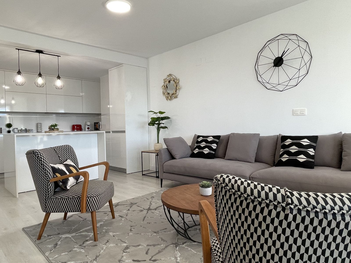 Se vende Apartamento Planta Media de 3 dormitorios en Costa Del Sol, Málaga, España