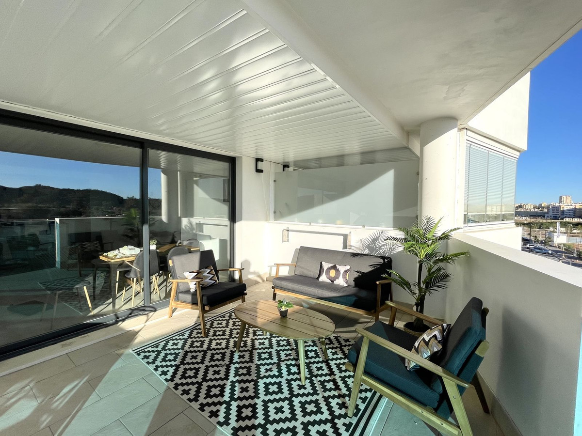 Se vende Apartamento Planta Media de 3 dormitorios en Costa Del Sol, Málaga, España