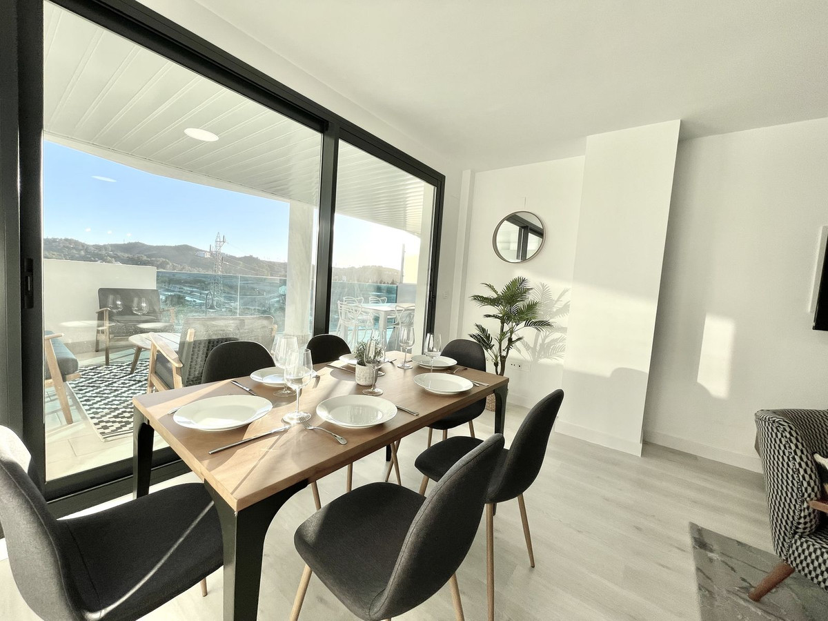 Se vende Apartamento Planta Media de 3 dormitorios en Costa Del Sol, Málaga, España