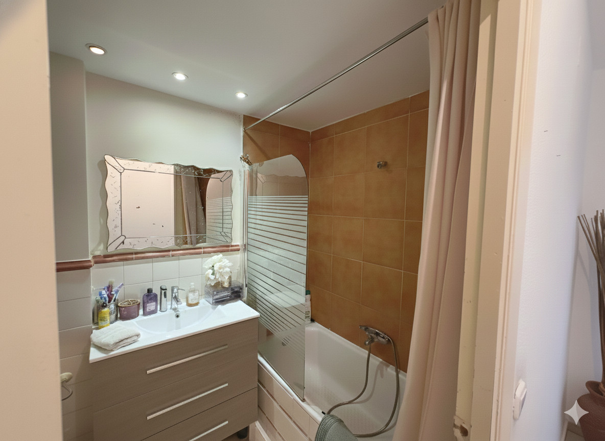 Se vende Apartamento Planta Media de 3 dormitorios en Costa Del Sol, Málaga, España