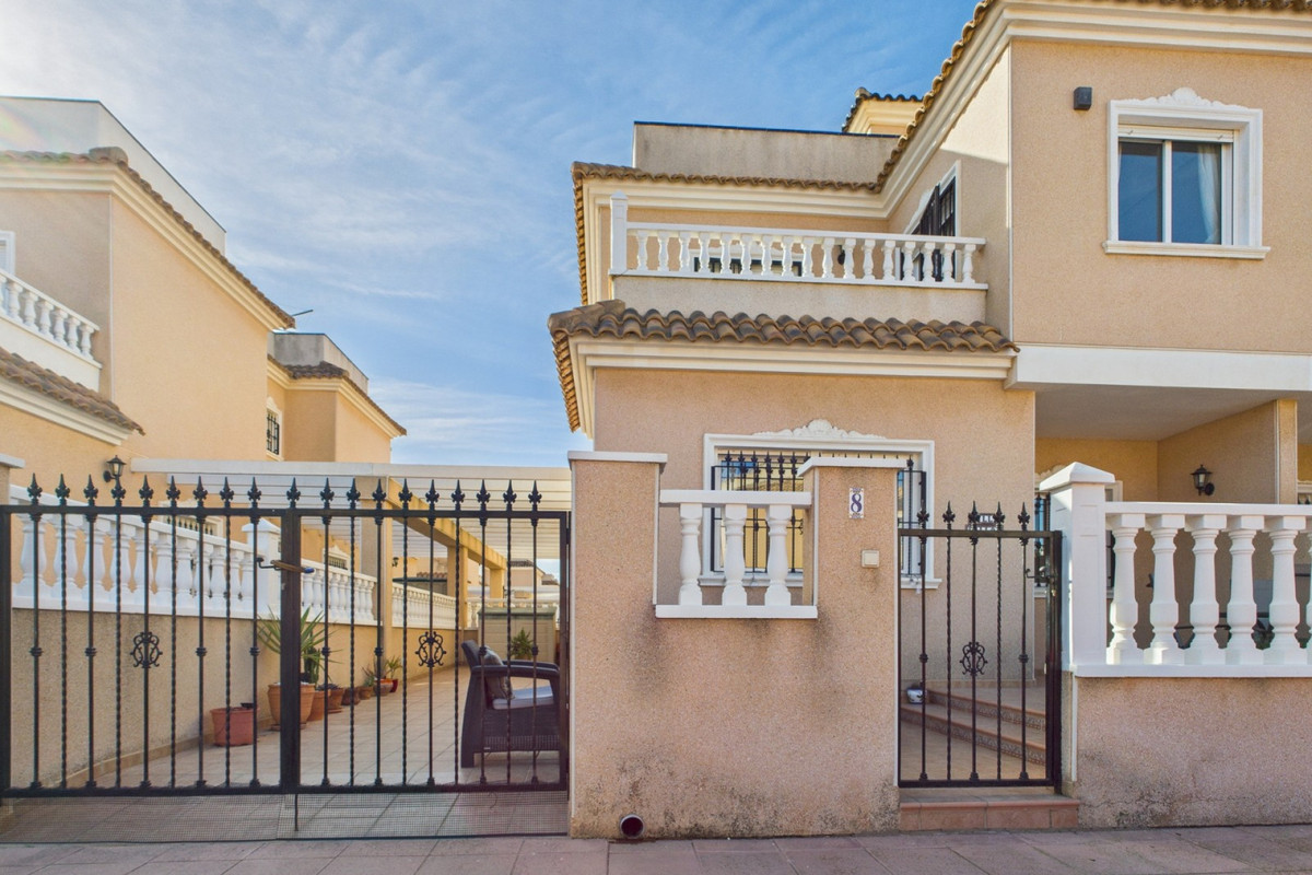 Se vende Adosada de 2 dormitorios en Costa Calida, Murcia, España