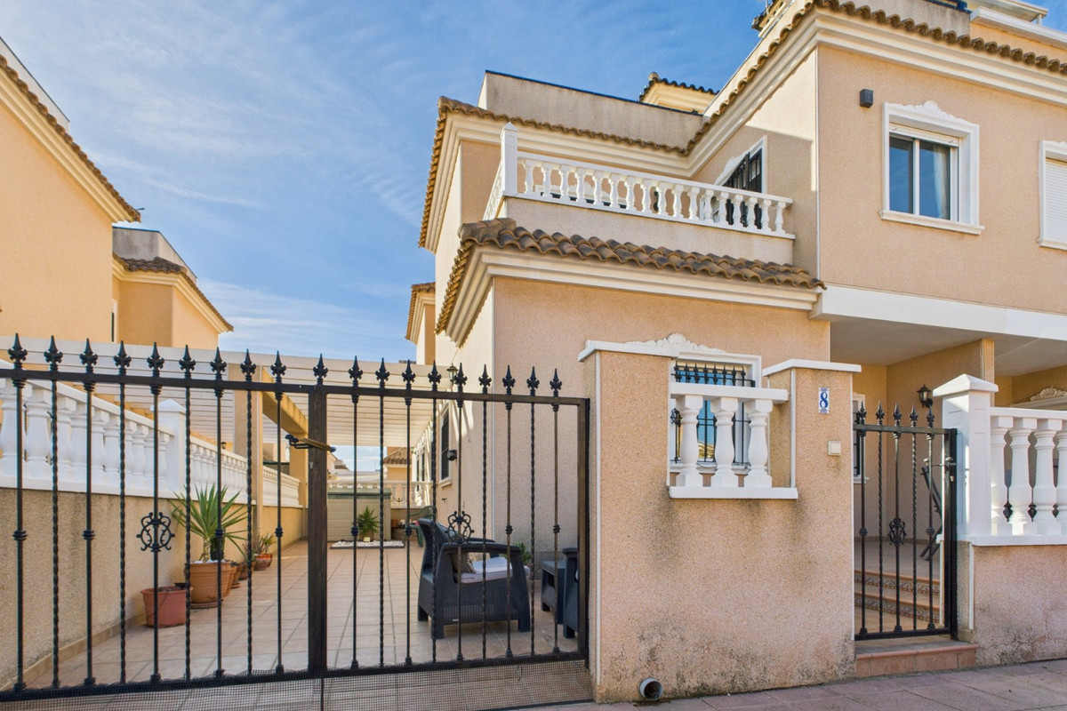 Se vende Adosada de 2 dormitorios en Costa Calida, Murcia, España