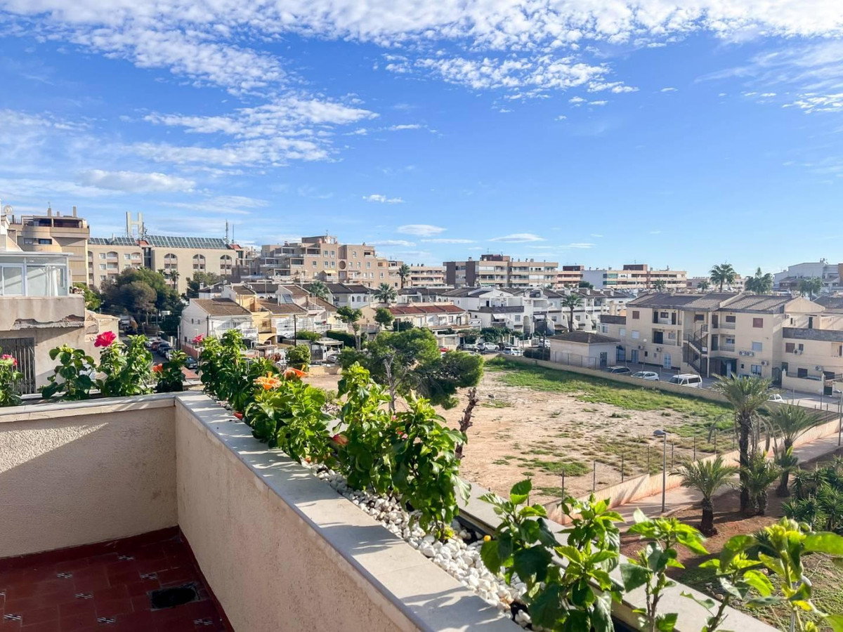 Se vende Ático de 2 dormitorios en Costa Blanca, Alicante, España
