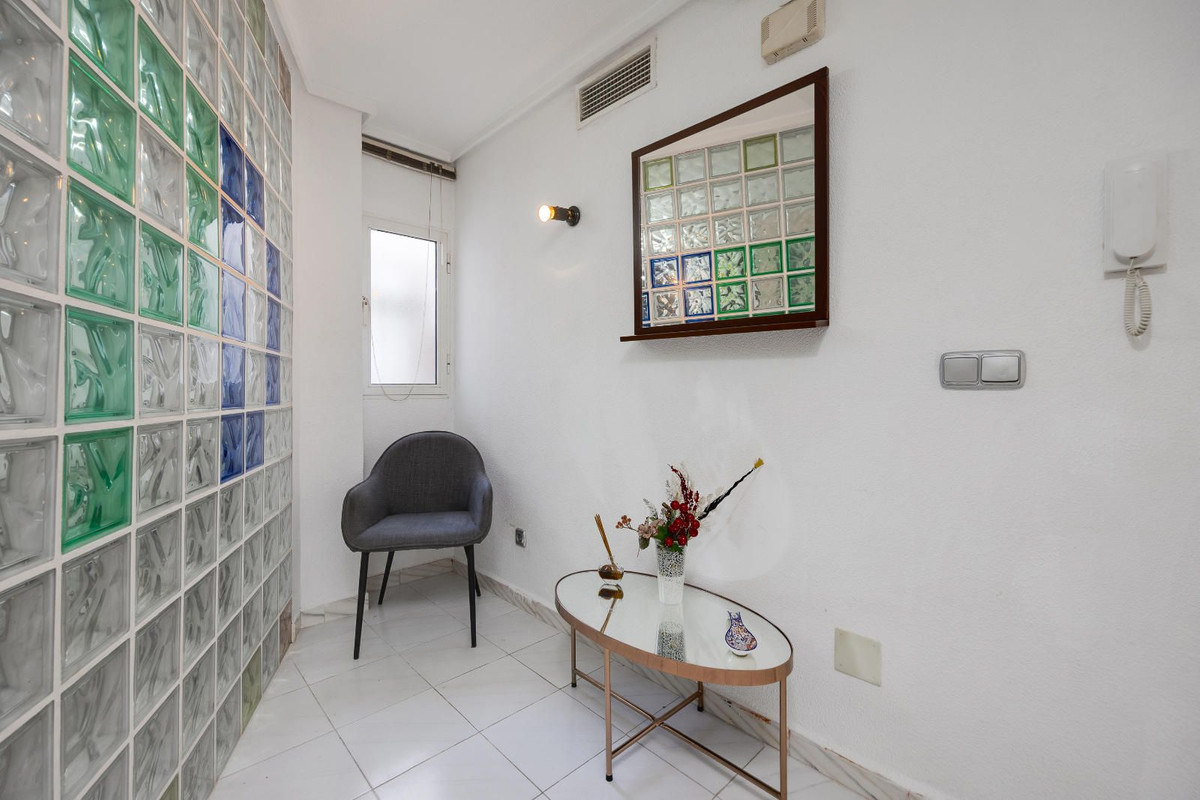 Se vende Apartamento Planta Baja de 2 dormitorios en Costa Blanca, Alicante, España