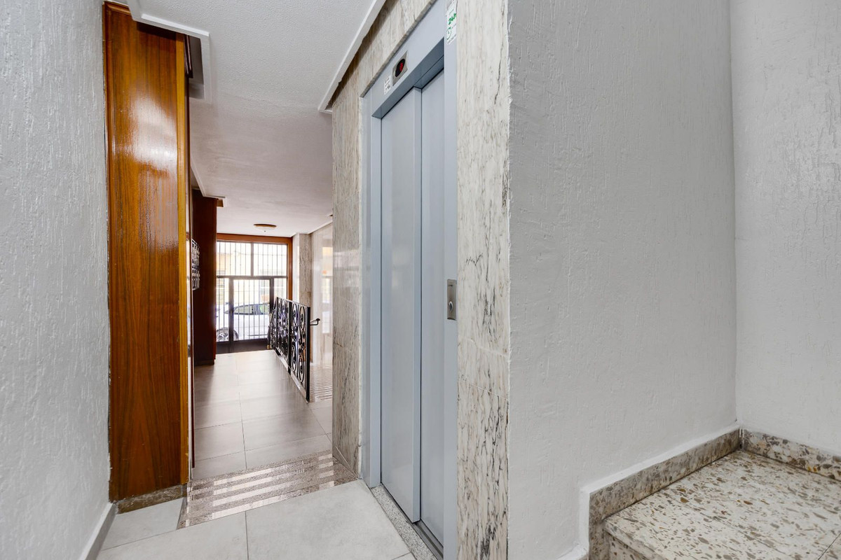 Se vende Apartamento Planta Baja de 2 dormitorios en Costa Blanca, Alicante, España