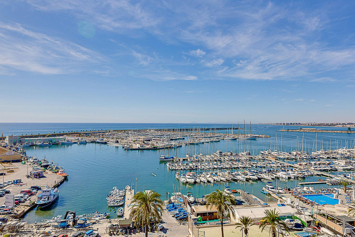 Se vende Apartamento Planta Baja de 2 dormitorios en Costa Blanca, Alicante, España