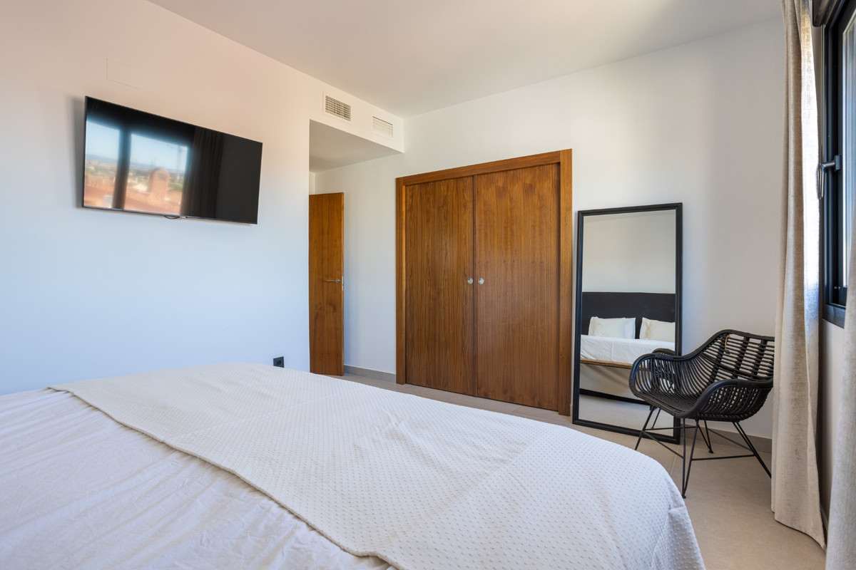 Se vende Villa - Chalet de 4 dormitorios en Costa Blanca, Alicante, España