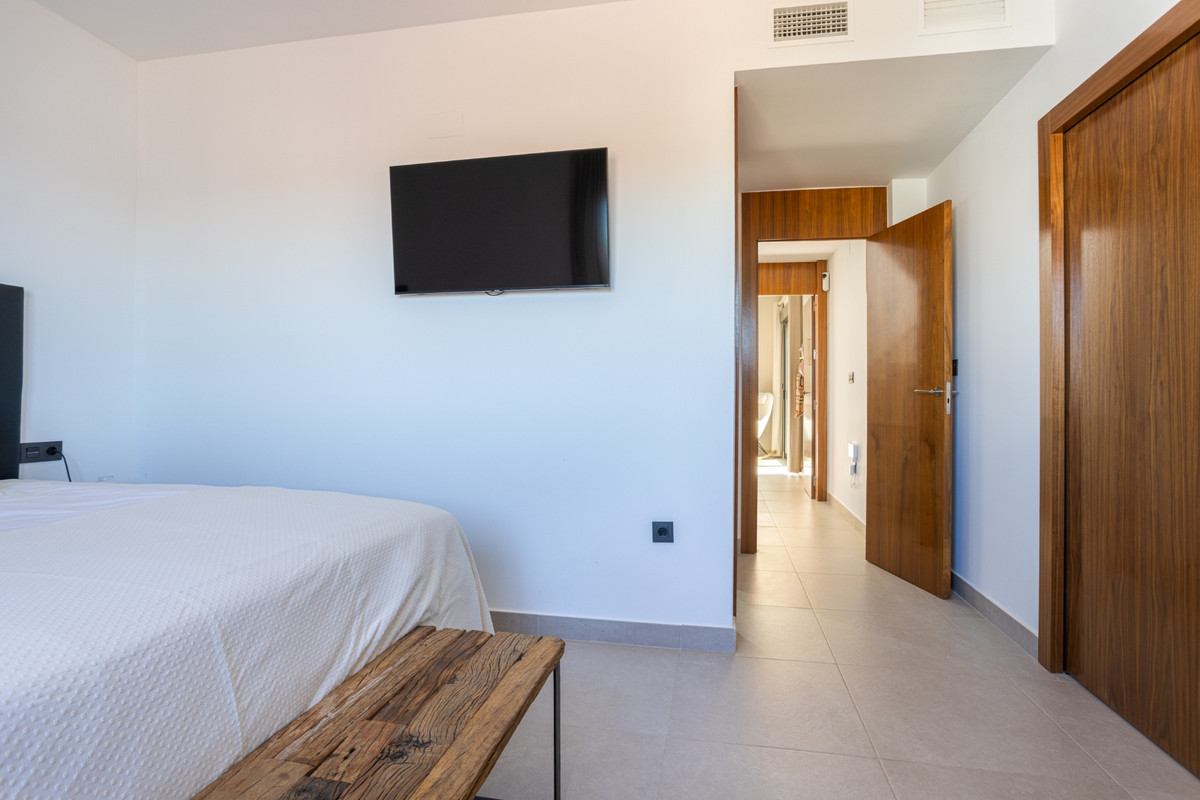 Se vende Villa - Chalet de 4 dormitorios en Costa Blanca, Alicante, España