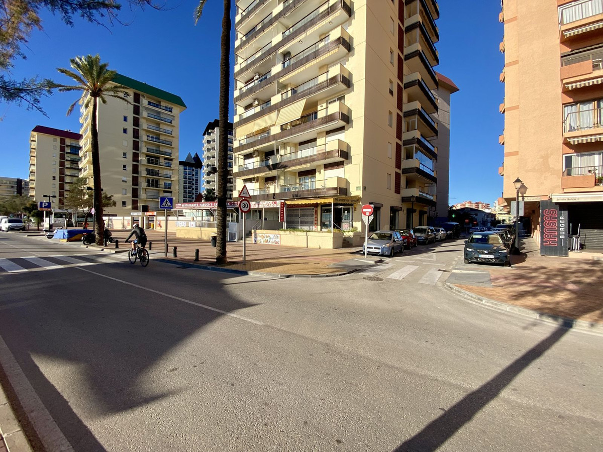 Commercial unit for sale in Fuengirola Costa Del Sol, Málaga, Spain
