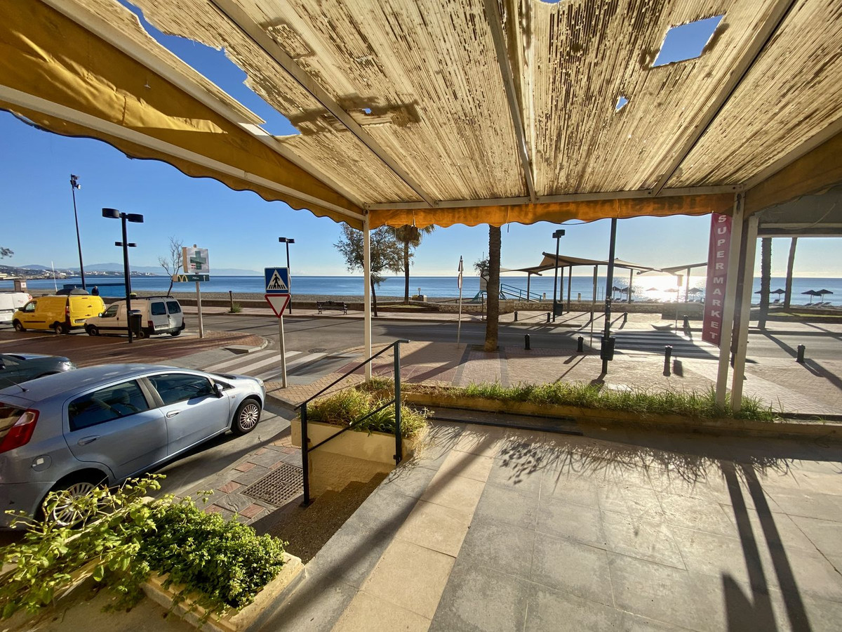 Commercial unit for sale in Fuengirola Costa Del Sol, Málaga, Spain