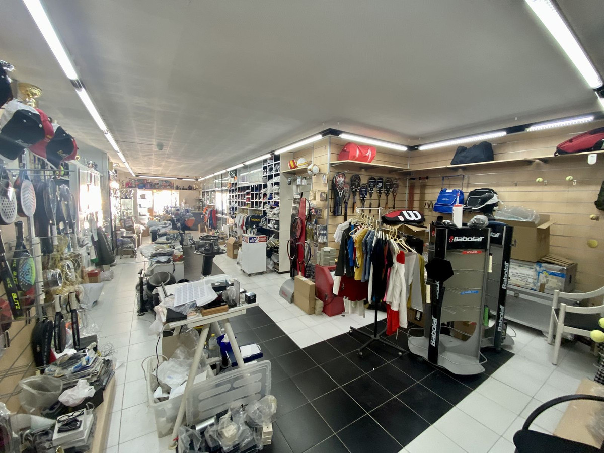 Commercial unit for sale in Fuengirola Costa Del Sol, Málaga, Spain
