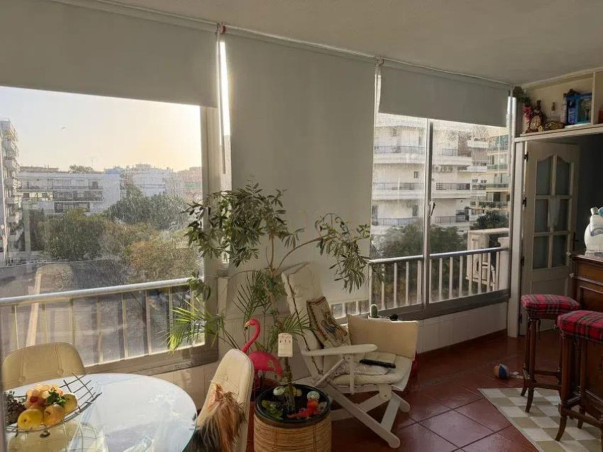 3 Bed Apartment for sale in Marbella Costa Del Sol, Málaga, Spain